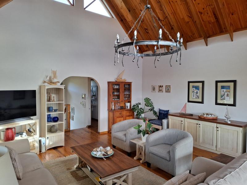 To Let 4 Bedroom Property for Rent in Sedgefield Central Western Cape